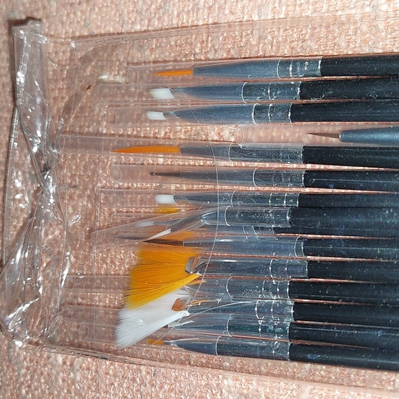Nip set of 15 Nail Art/Design Brushes - Picture 2 of 3